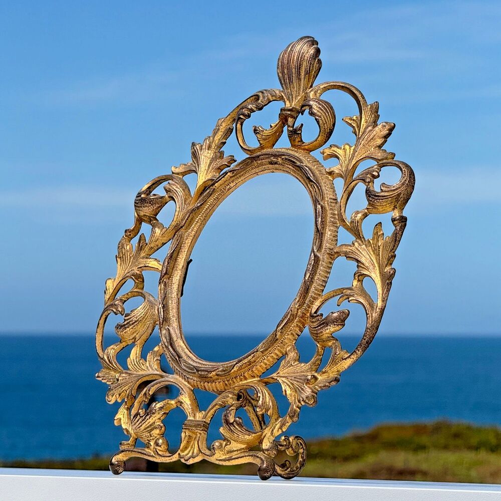 Picture Frame Vintage Ornate Oval Gold Gilt Cast Metal Rococo Baroque Heavy 28oz
